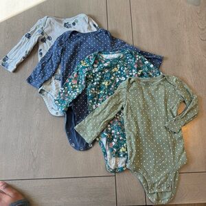 Carters long sleeve onesies, 4pack, 9m